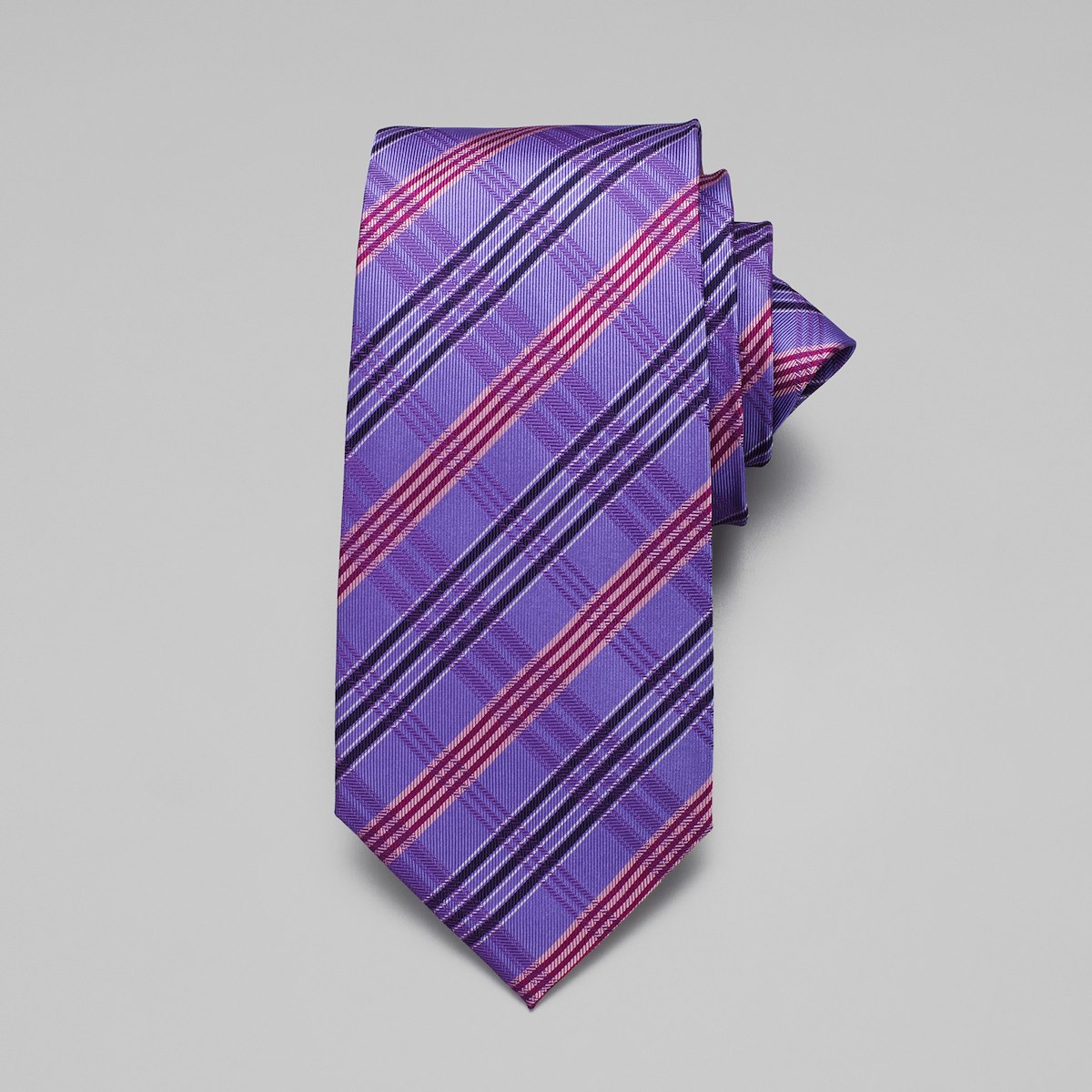 pale lilac tie